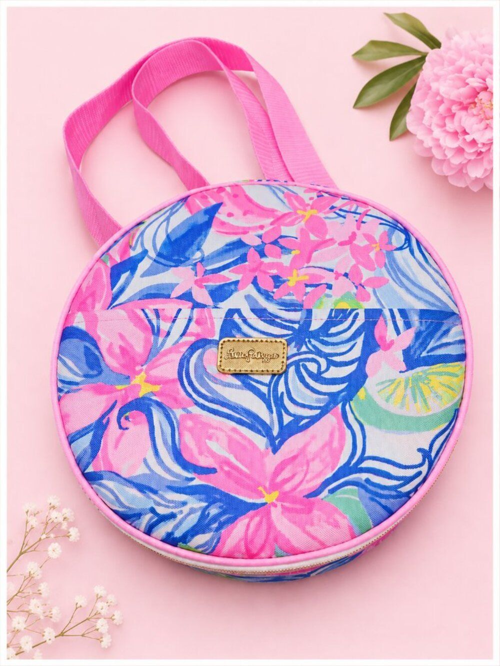 NEW Lilly Pulitzer Round Insulated Picnic Pack with Dinnerware Set - Picture 2 of 5